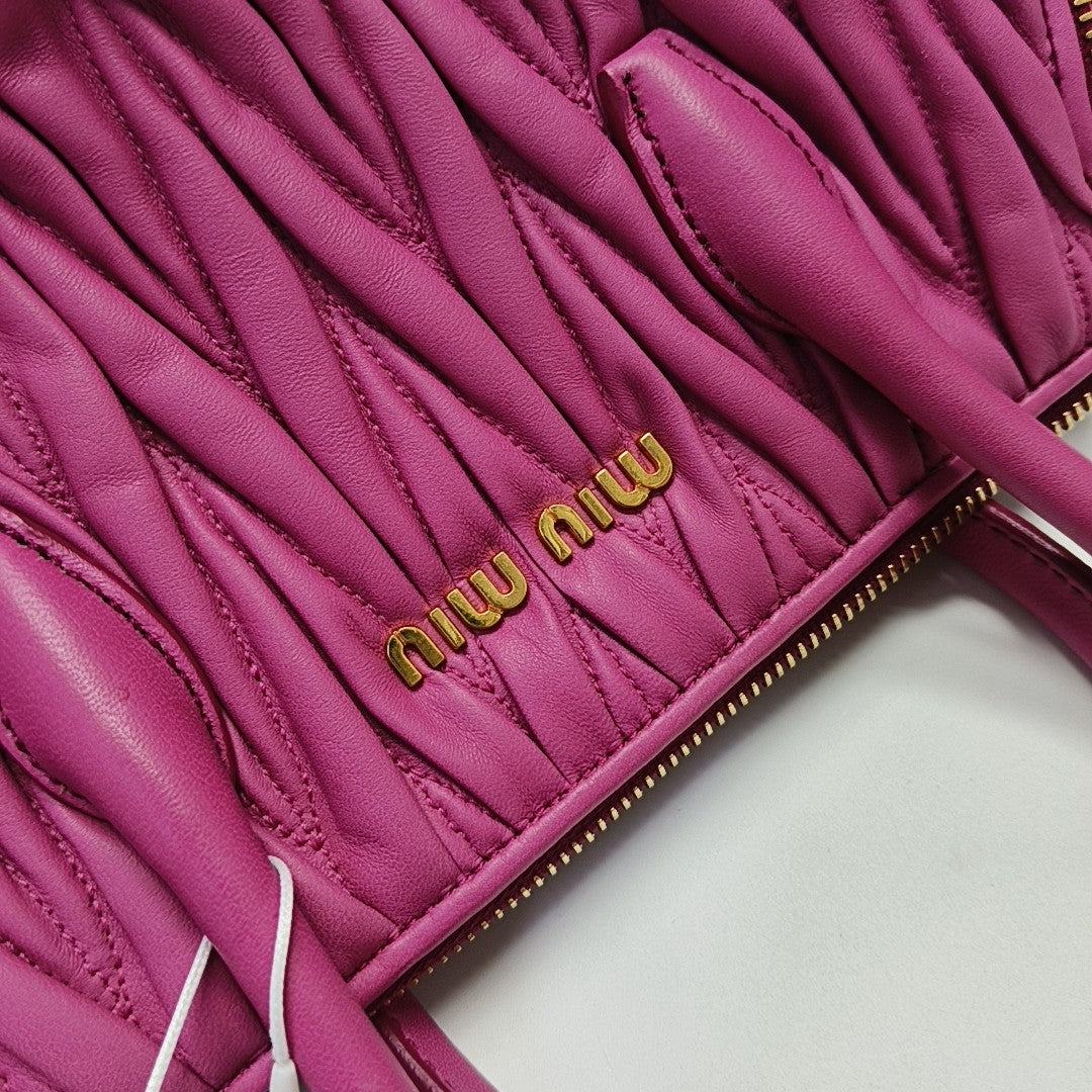 Avenue Quilted Lambskin Red