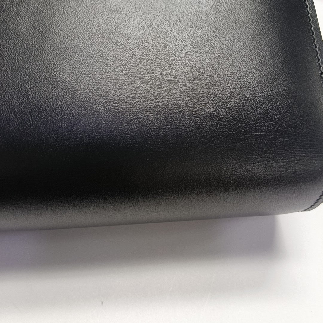 CLASSIC BOX Small Calfskin Black