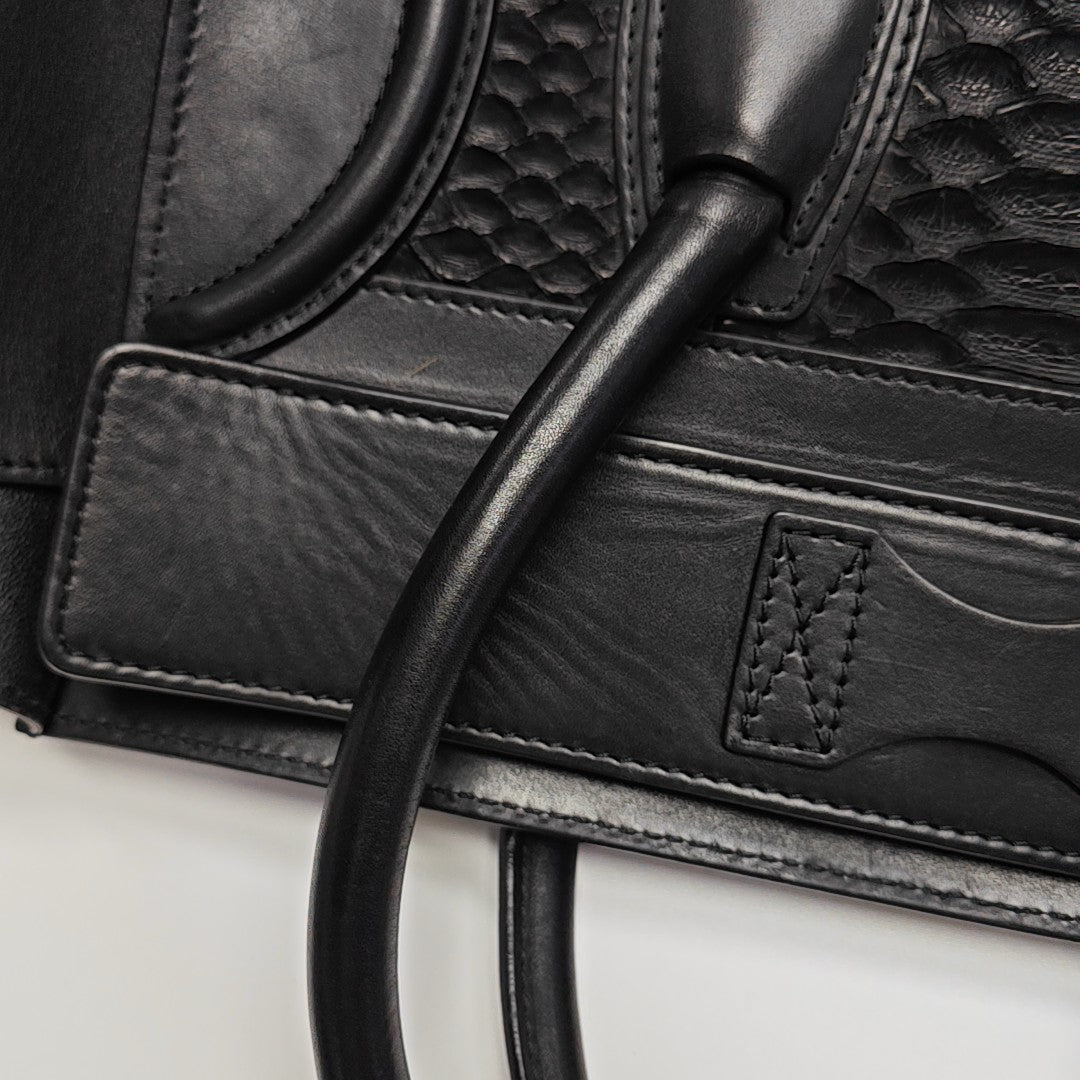 LUGGAGE Mini Python Black