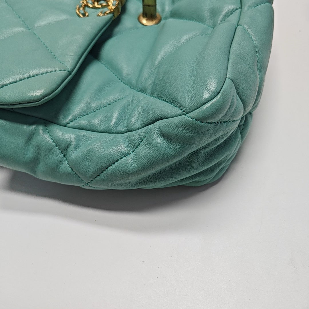 CHANEL 19 Large Quilted Lambskin Green