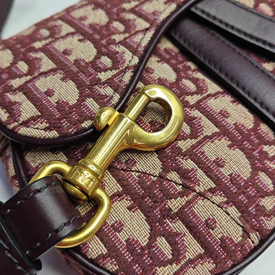 Authenticated pre-owned  Saddle Mini Oblique Canvas Red - Shoulder Bag at Looply