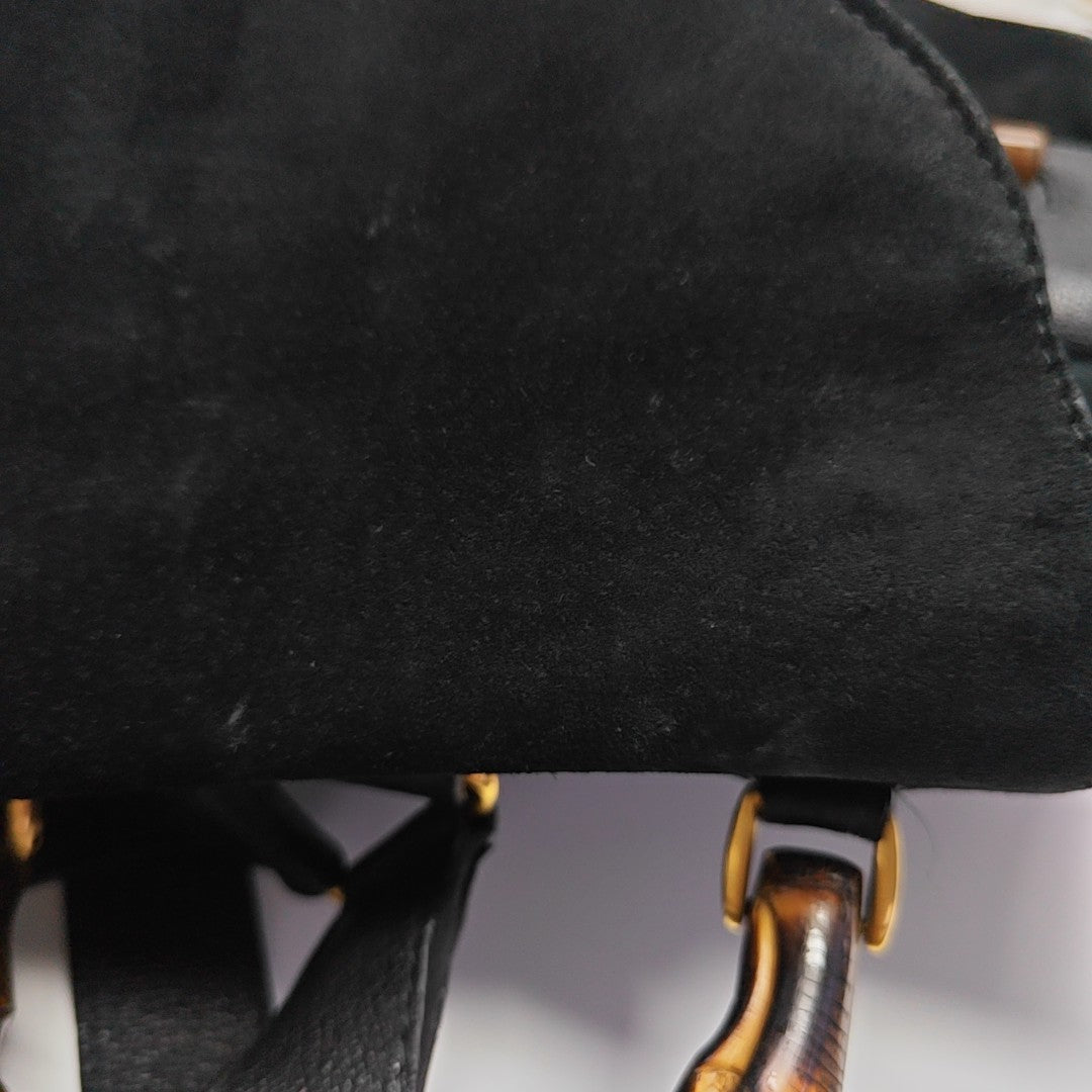 Bamboo 1947 Medium Suede Black