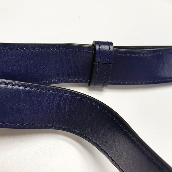 Authenticated pre-owned  TRIOMPHE Medium Calfskin Blue - Crossbody Bag at Looply