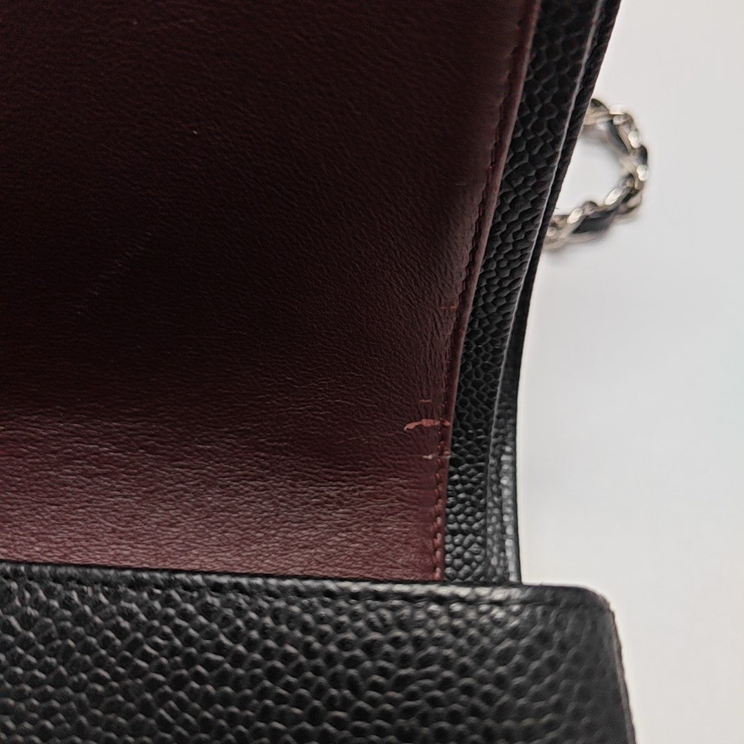 CLASSIC FLAP Jumbo Quilted Grained Calfskin Black