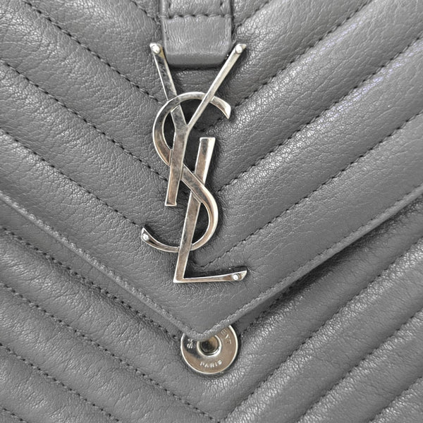 COLLEGE Medium Chevron Lambskin Gray
