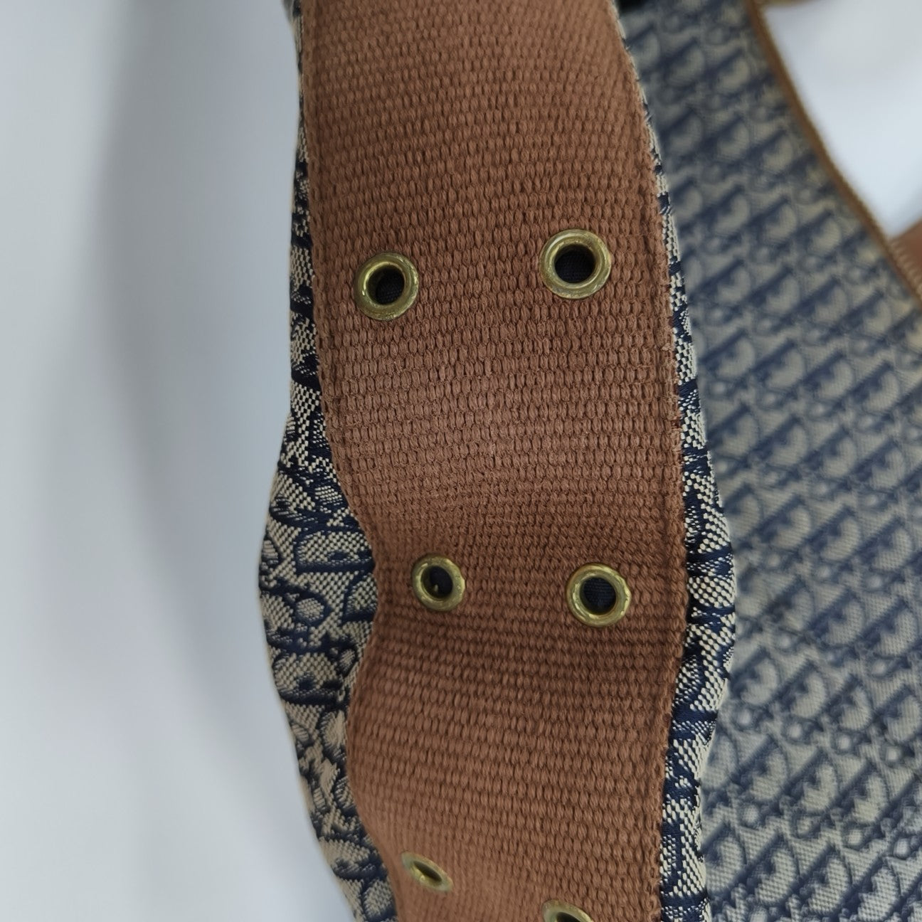Street Chic Canvas Blue