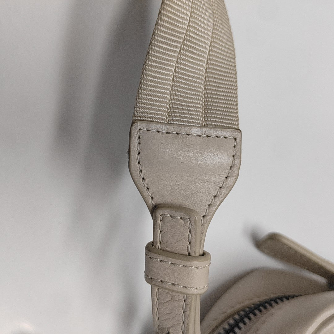 Calfskin White