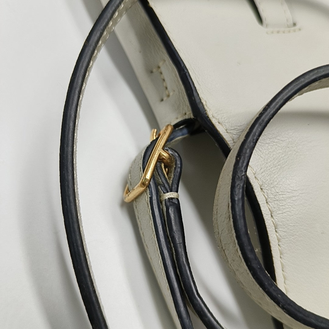 SYMMETRICAL Calfskin White