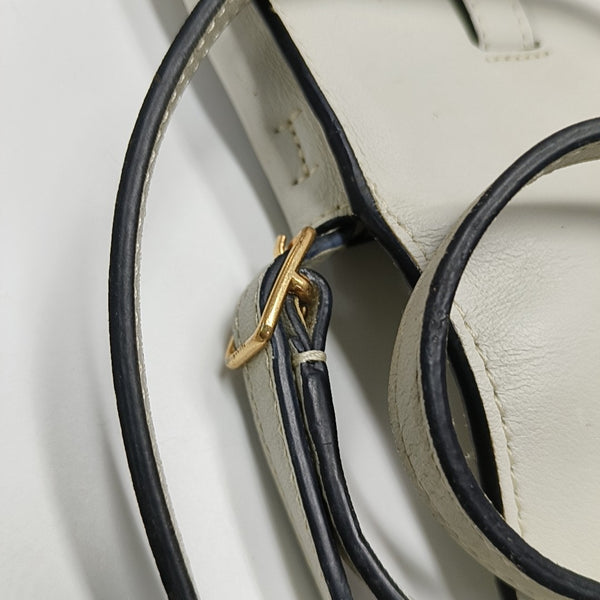 SYMMETRICAL Calfskin White