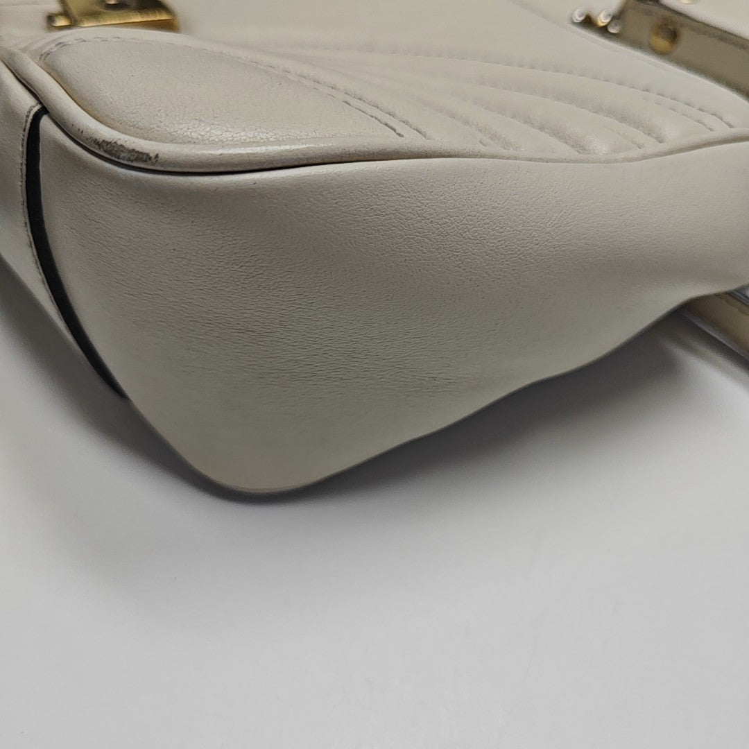 GG Marmont Medium Quilted Calfskin White
