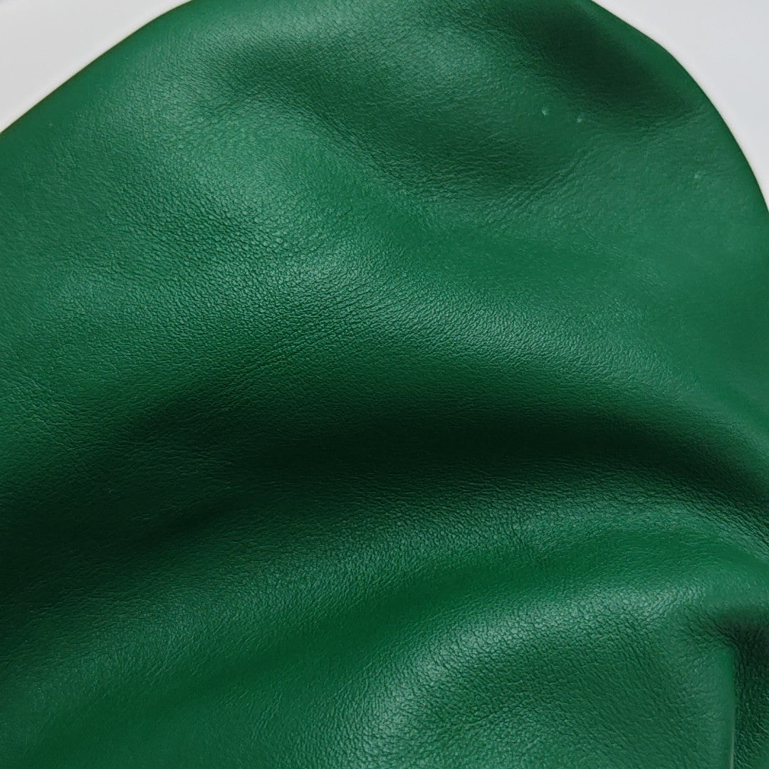 The Pouch Mini Calfskin Green