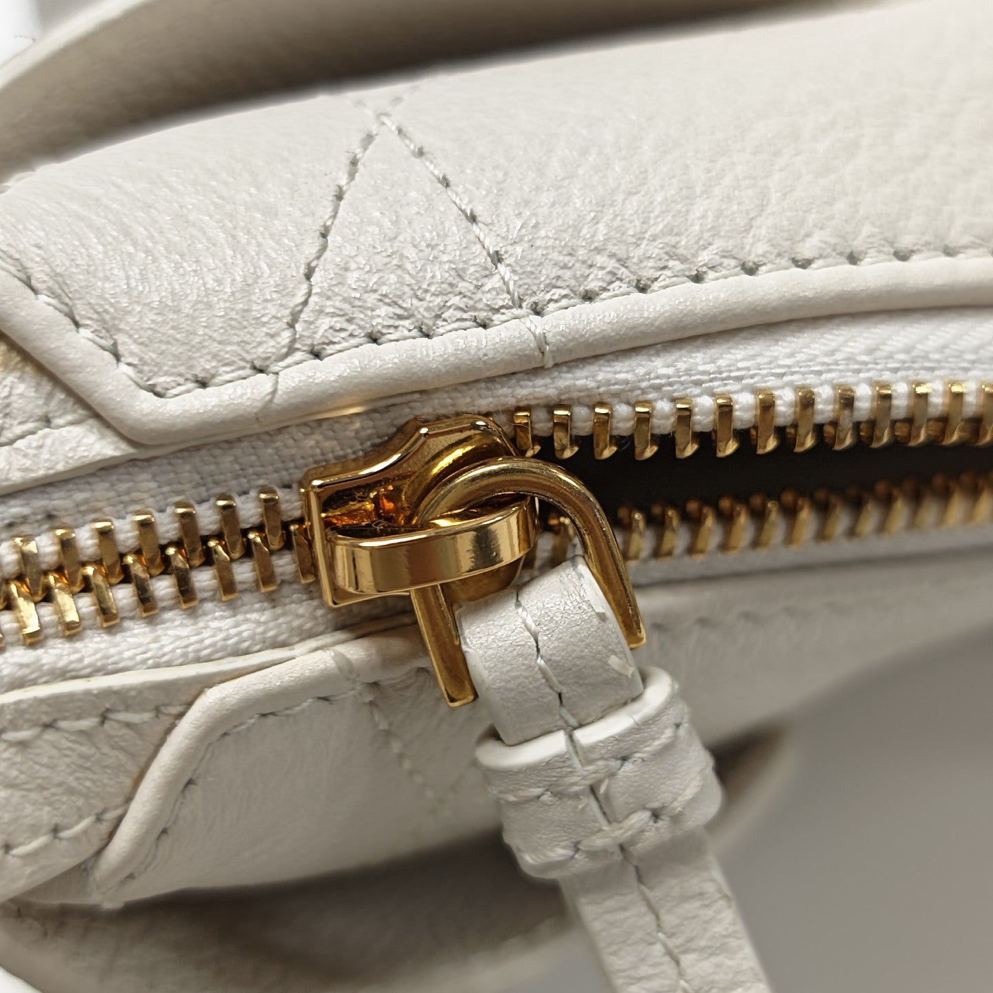 Cannage Calfskin Shoulder Bag Small White