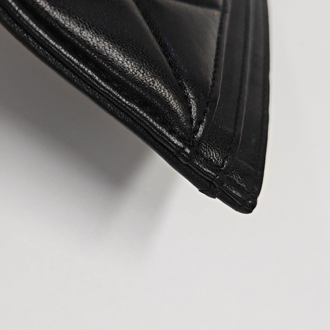 CHANEL 19 Small Quilted Lambskin Black Card Holder
