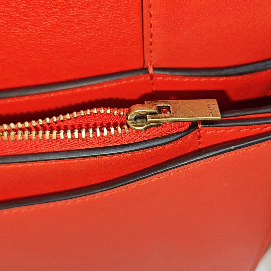 Authenticated pre-owned  FRAME Medium Calfskin Red - Shoulder Bag at Looply