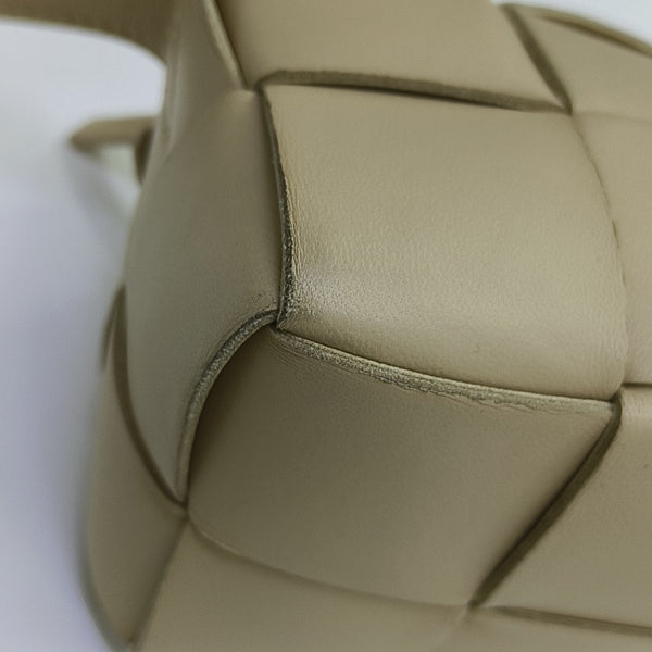Cassette Small Calfskin Beige