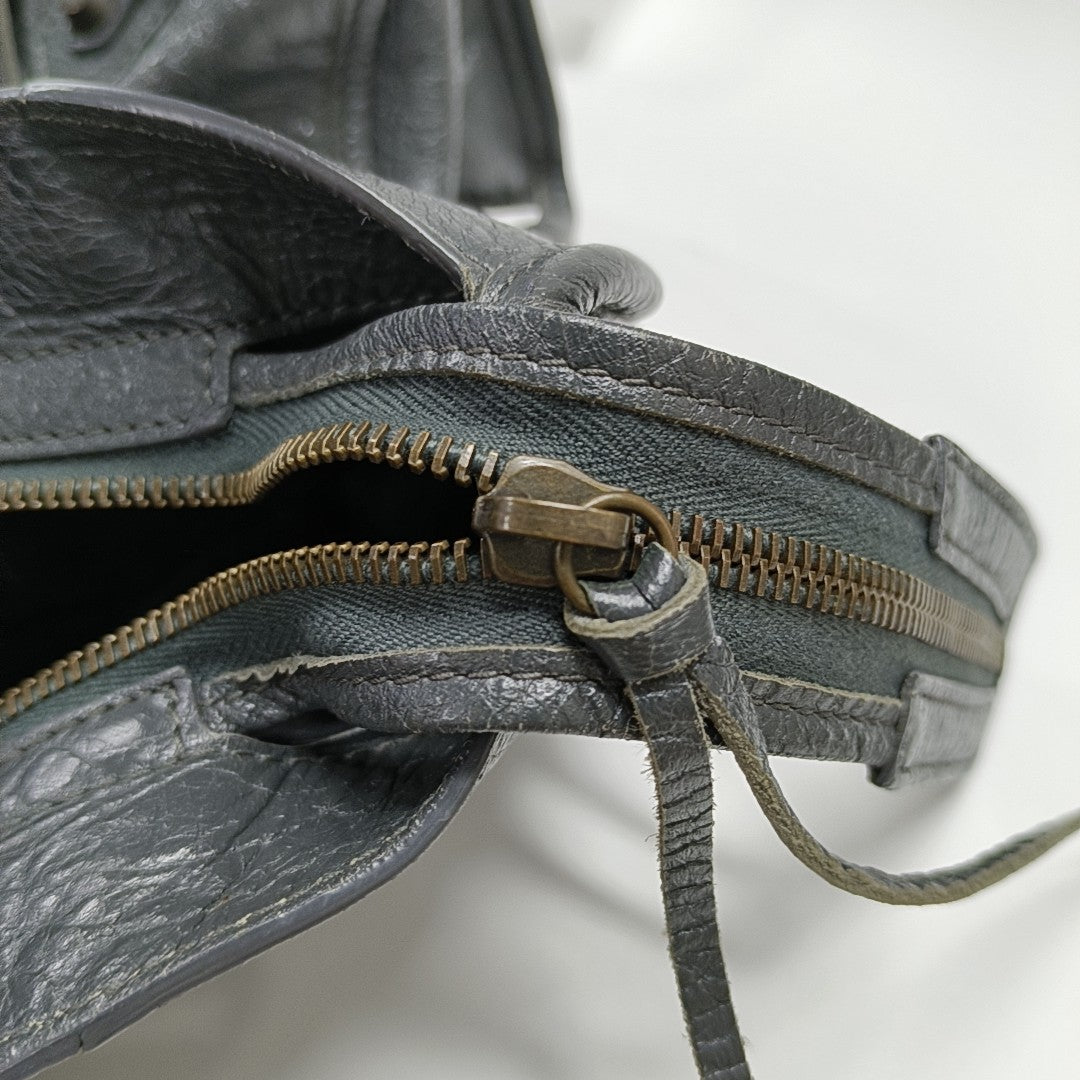 Classic City Medium Lambskin Gray