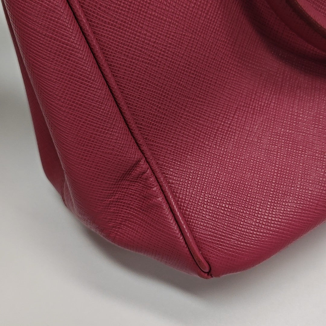 Galleria Medium Saffiano Calfskin Red