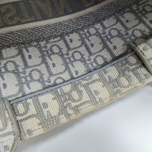Book Tote Medium Oblique Canvas Gray