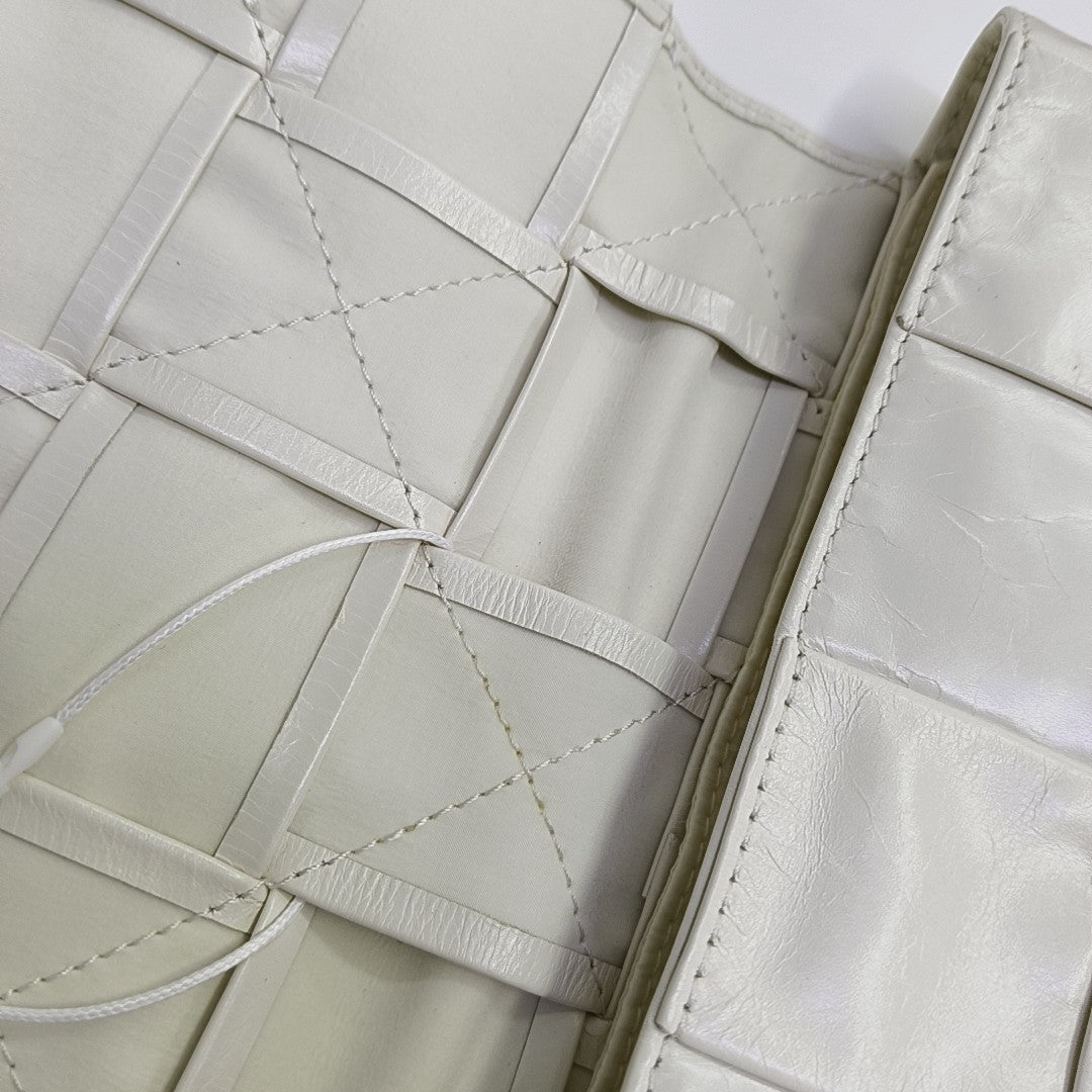 Cassette Small Calfskin White