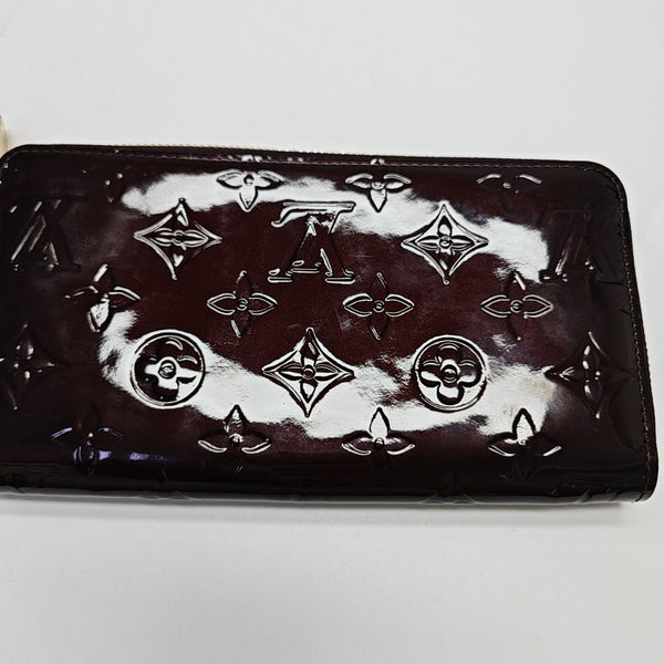 ZIPPY Patent Leather Red Wallet