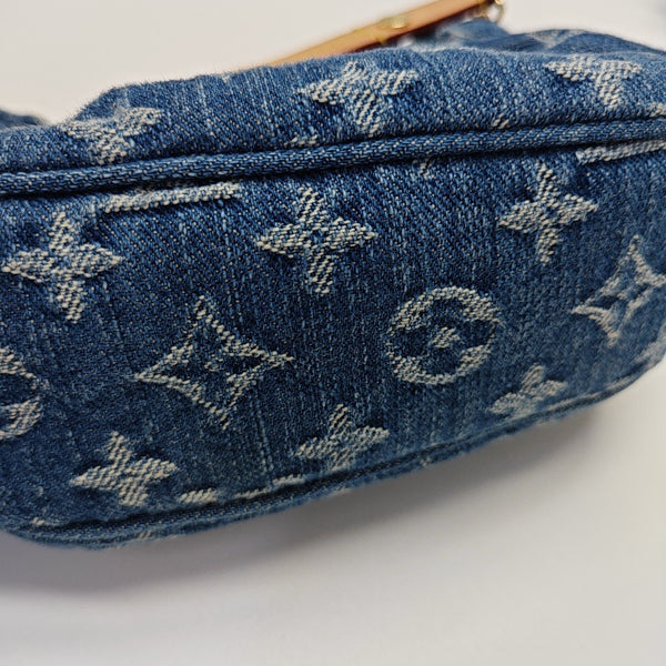 Pochette Valley Monogram Denim Blue