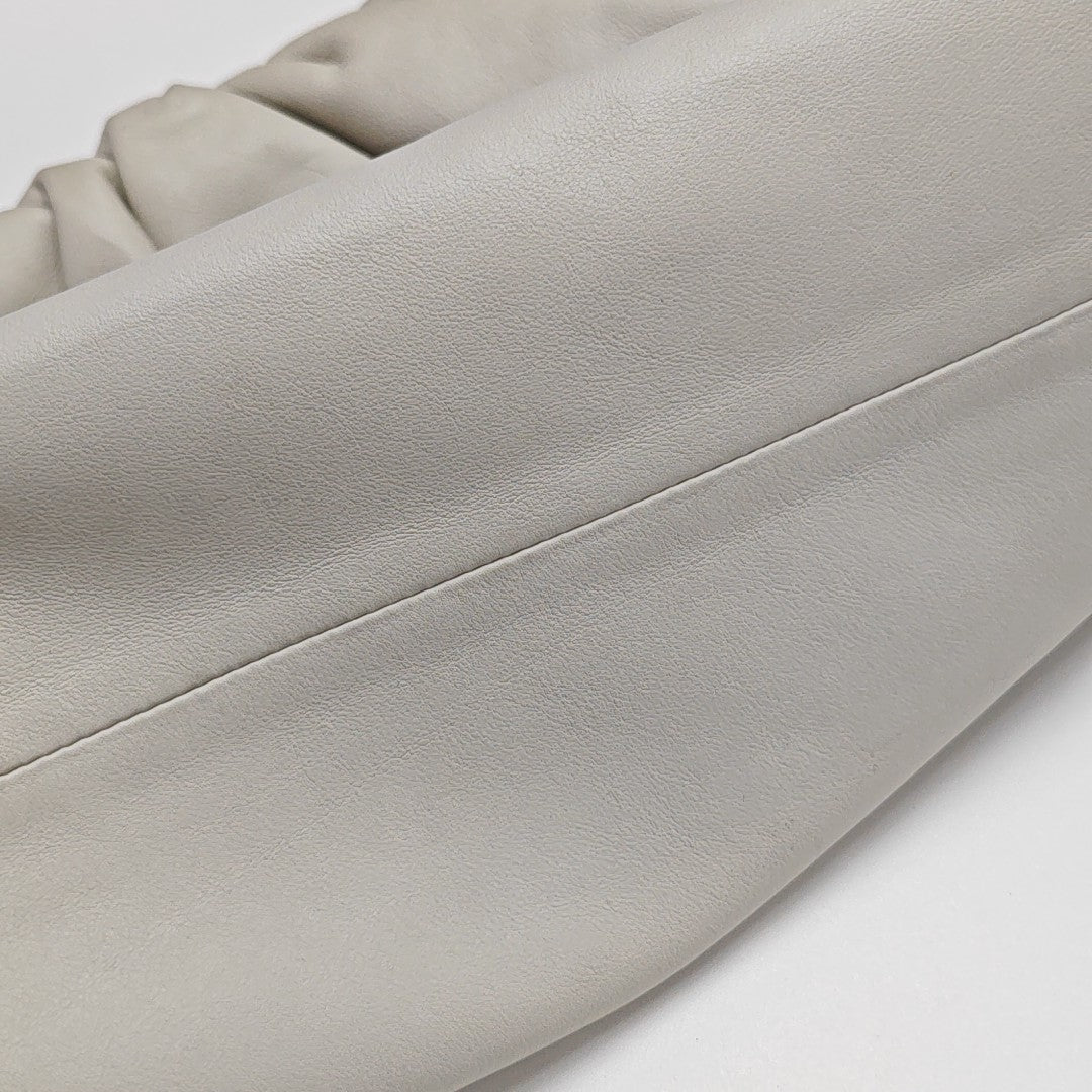 The Pouch Calfskin White
