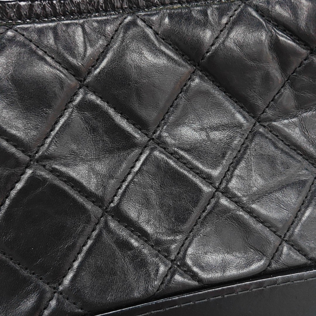 GABRIELLE Small Quilted Calfskin Black