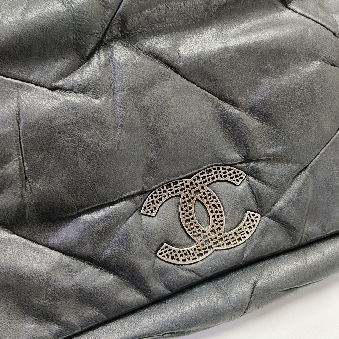 Calfskin Shoulder Bag Black