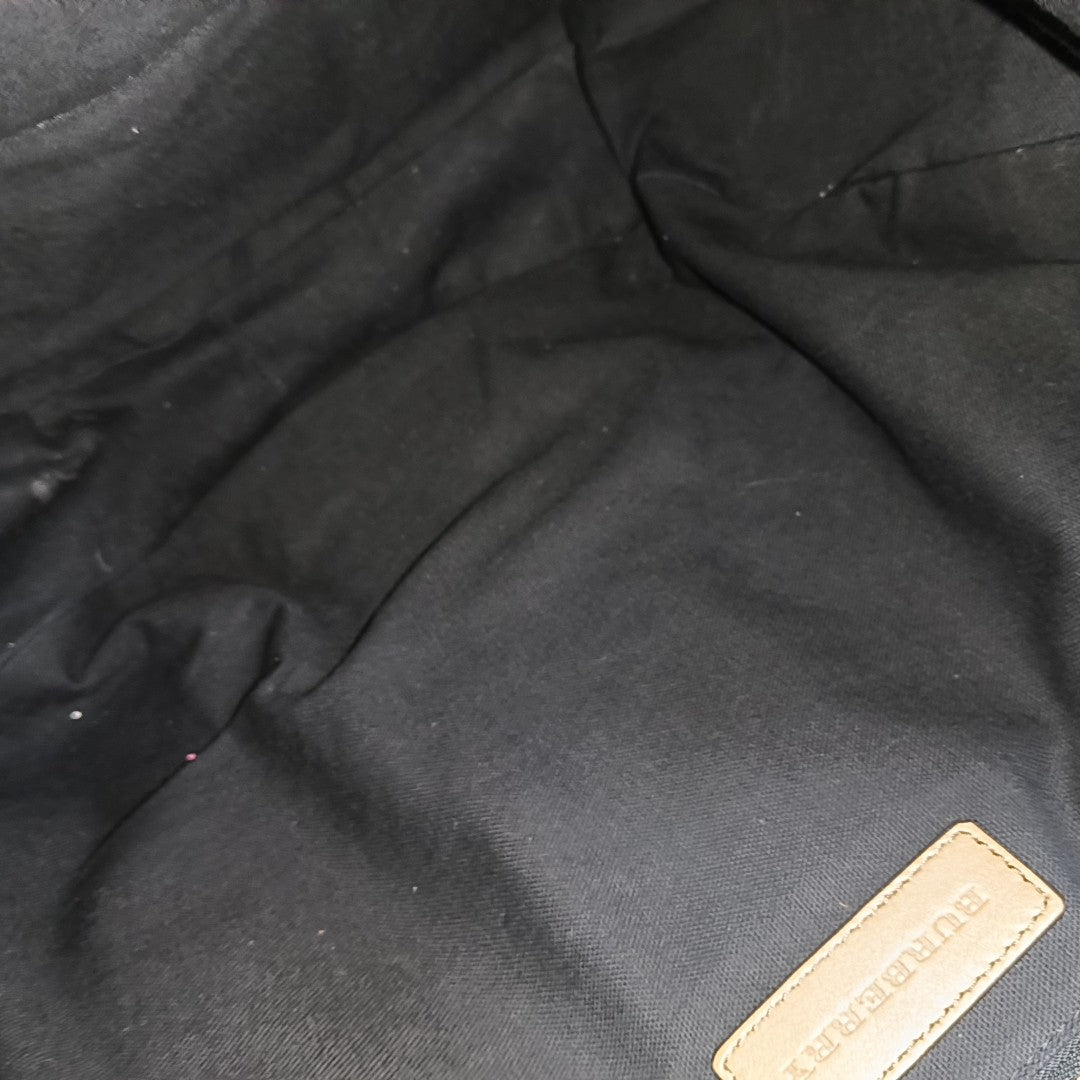 Canvas Brown