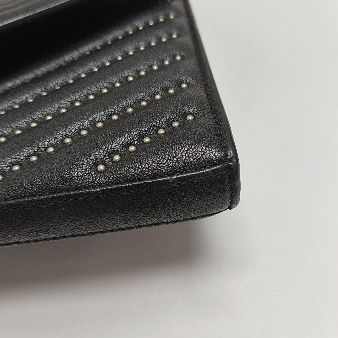 MONOGRAM Medium Chevron Calfskin Black