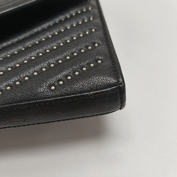 MONOGRAM Medium Chevron Calfskin Black