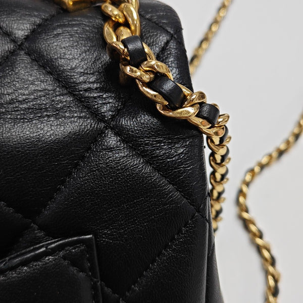 Quilted Lambskin Shoulder Bag Black