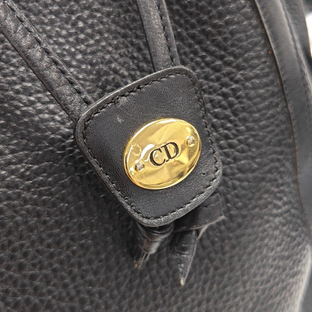 Calfskin Bucket Bag Black