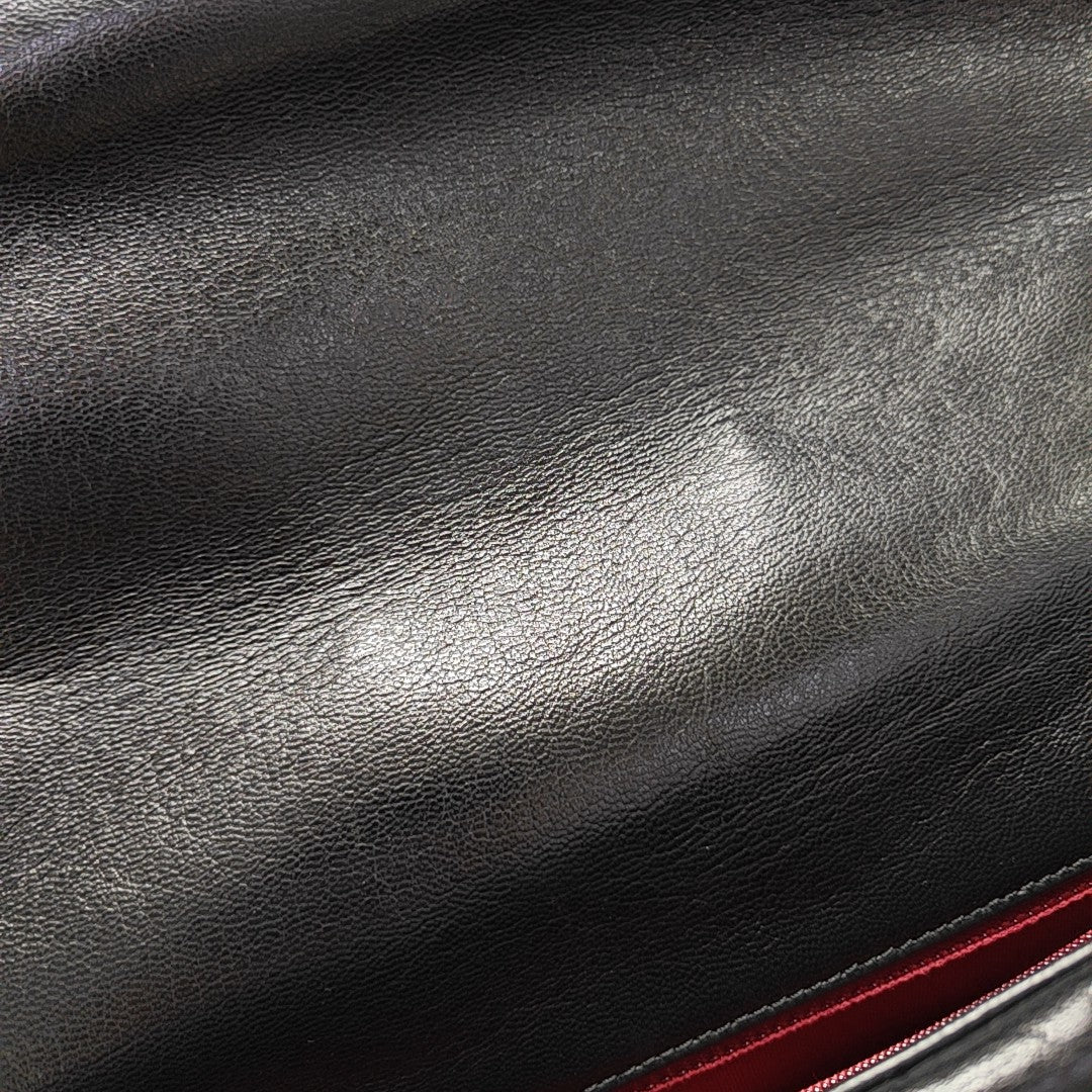 CHANEL 19 Medium Quilted Lambskin Black