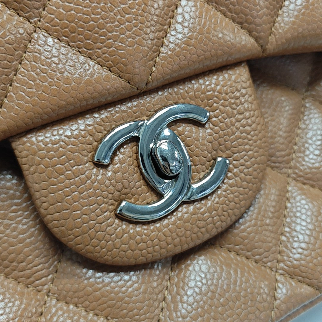 CLASSIC FLAP Jumbo Quilted Grained Calfskin Yellow