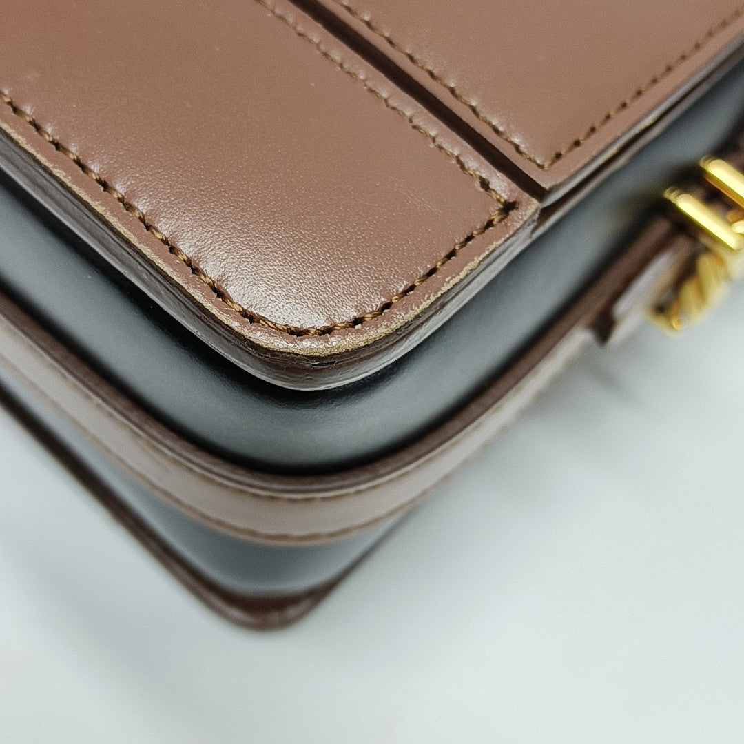Grace Small Calfskin Brown