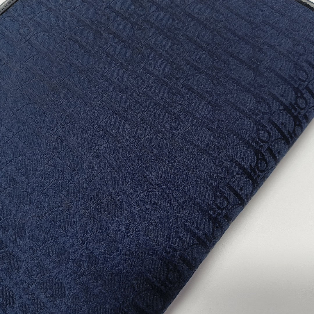 Oblique Canvas Blue