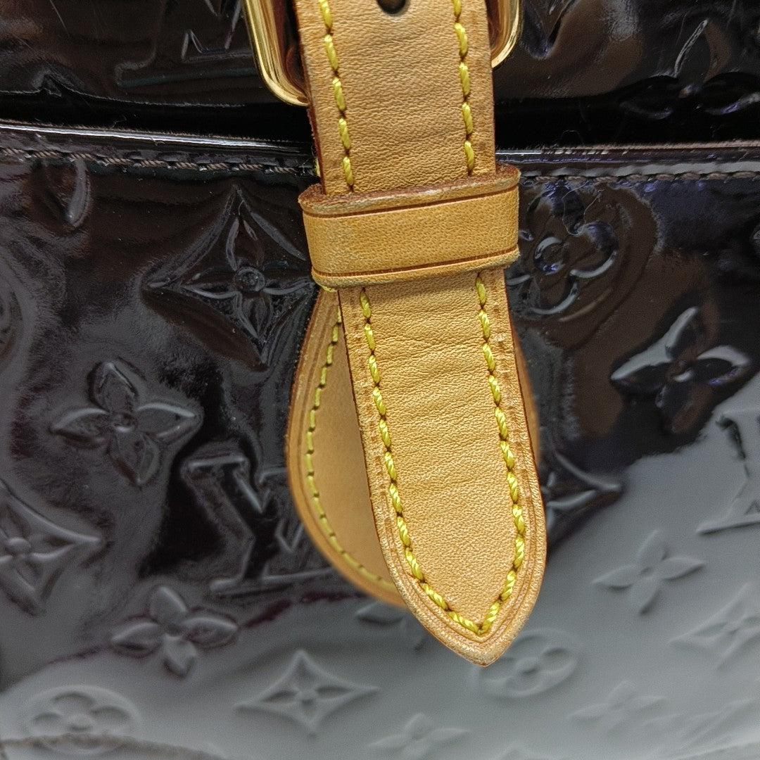 SUMMIT DRIVE Patent Leather Red