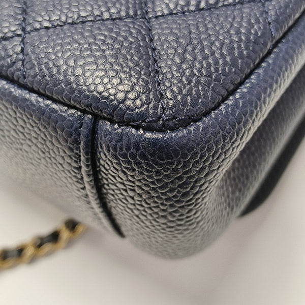 FILIGREE Medium Quilted Grained Calfskin Blue