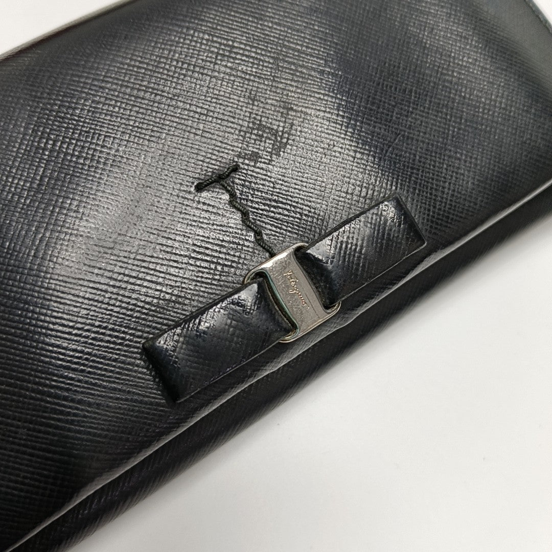Vara Calfskin Black Wallet