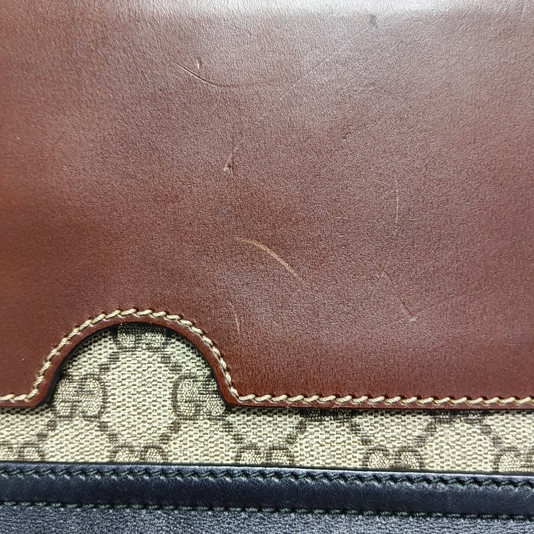 Authenticated pre-owned  Padlock Medium Monogram Coated Canvas Beige - Shoulder Bag at Looply