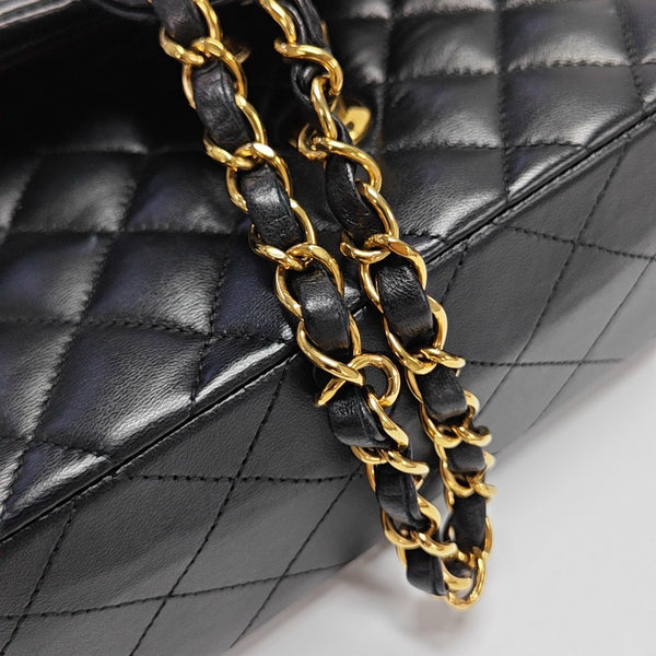 CLASSIC FLAP Small Quilted Lambskin Black