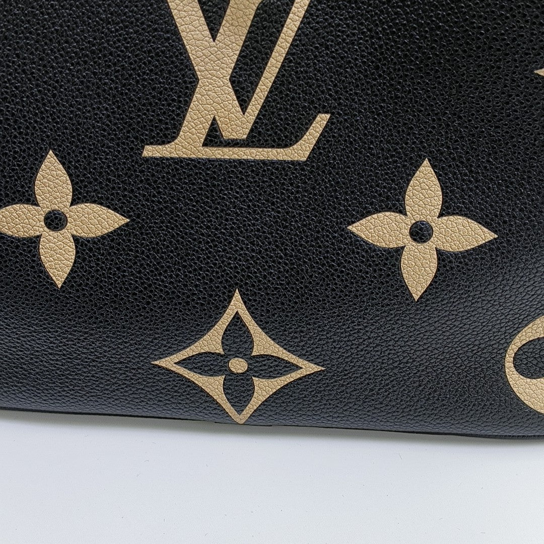 NÉONOÉ MM Calfskin Black