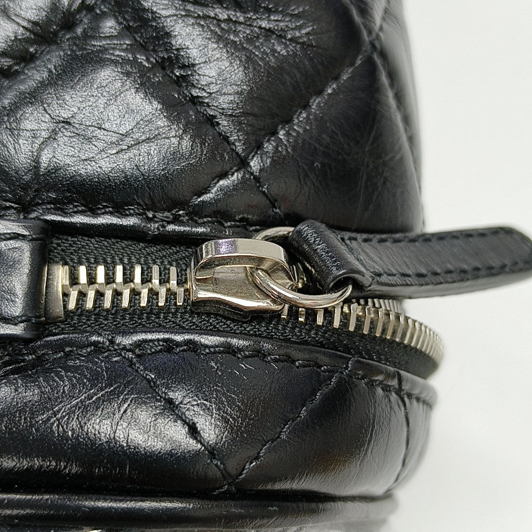 AQUARIUM Quilted Calfskin Black