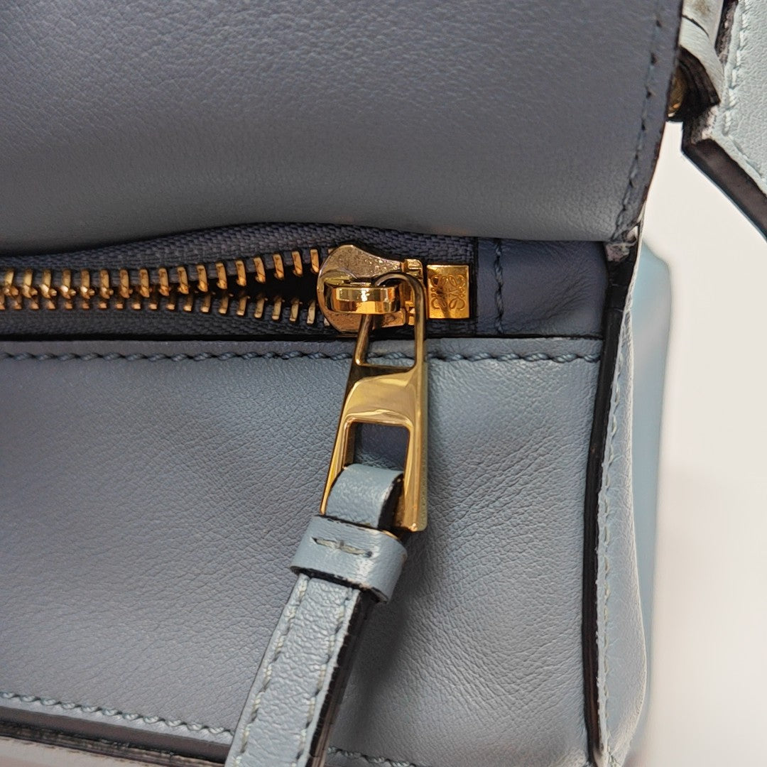 Puzzle Medium Calfskin Blue