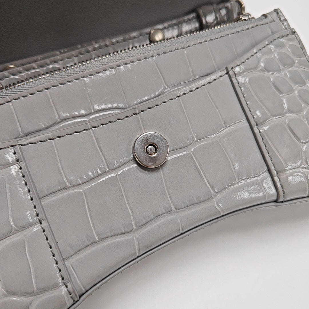 Hourglass Wallet On Chain Mini Calfskin Gray