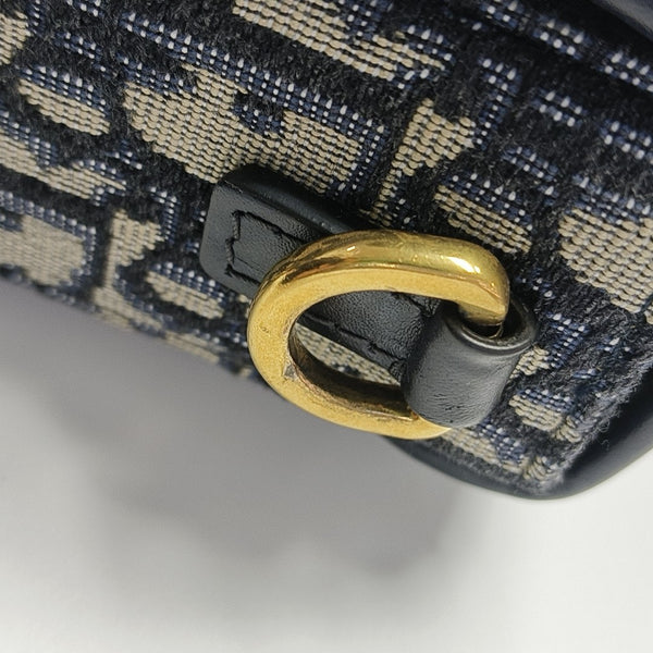 30 Montaigne Mini Oblique Canvas Blue