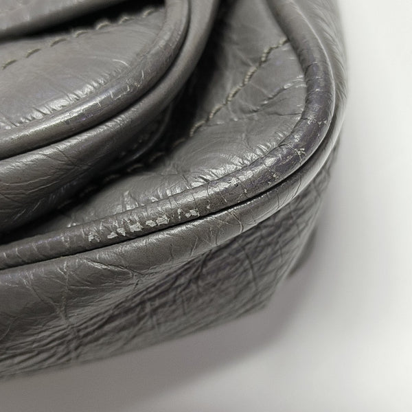 NIKI Small Chevron Calfskin Gray