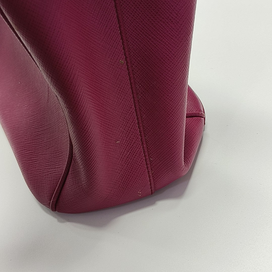 Galleria Medium Saffiano Calfskin Red