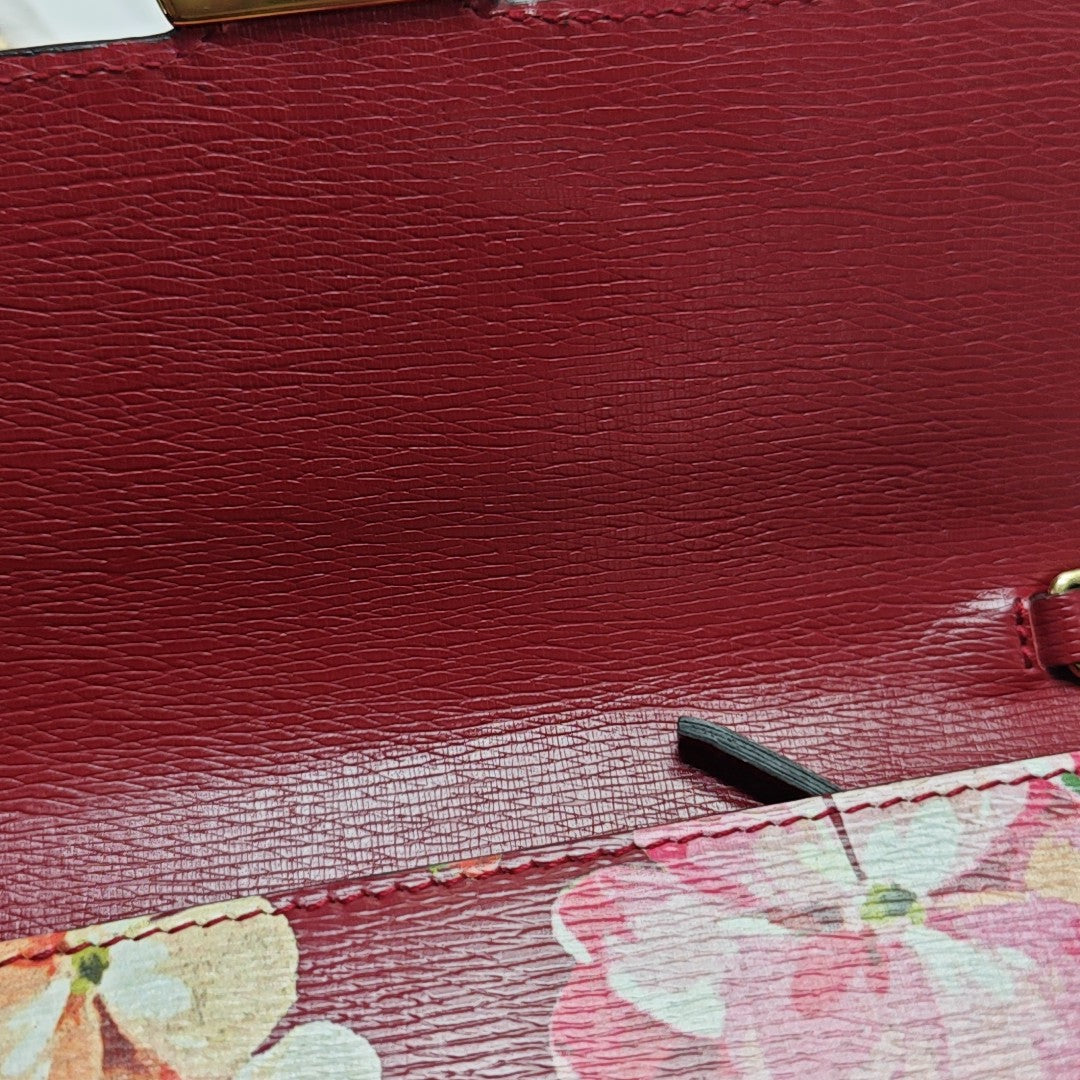 Interlocking G Small Calfskin Red